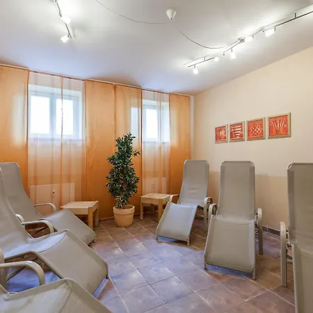 Апартаменты Duenenschloss 4-11 *